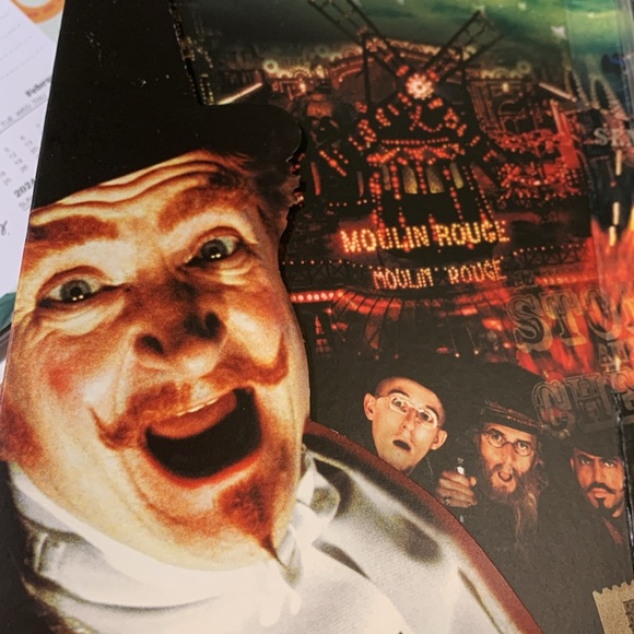 Moulin Rouge two disc DVD .  Has bonus features and collector box. - Picture 5 of 5